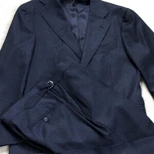 Classic tailored 100% cotton suit.